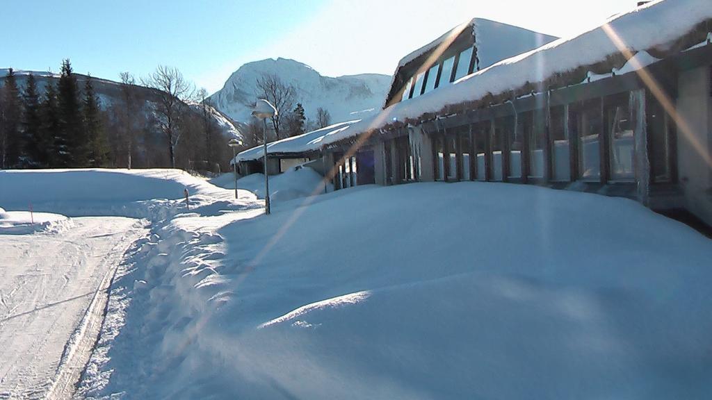 Hotel Fjellkysten à Tennevoll Extérieur photo